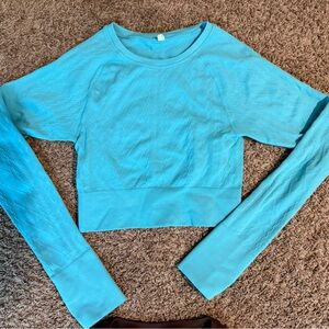 JoyLab Blue Cropped Workout Shirt Size M